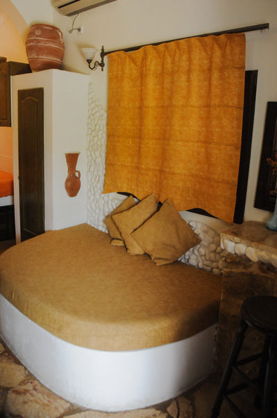 Mantas Bay Hotel ลูตรากี ภายนอก รูปภาพ